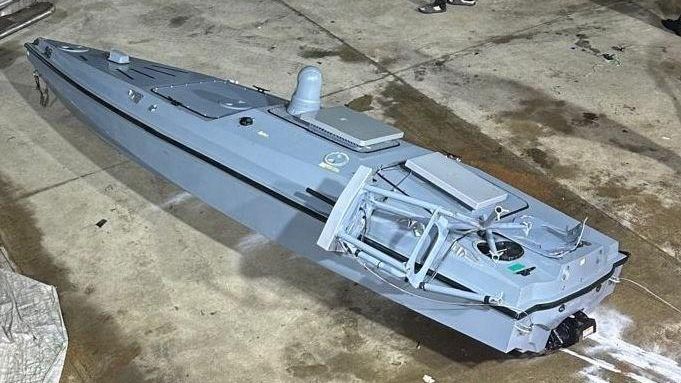 Video: Turci objevili u pobřeží podmořský dron, pyrotechnici ho odpálili