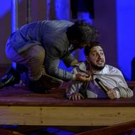 Pavel Divín jako Josef K. a Raman Hasymau.