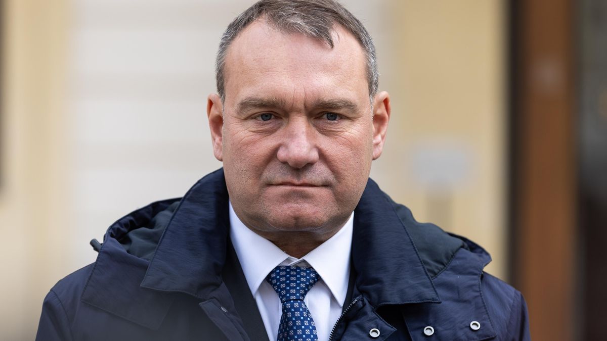 Nová vláda nevylučuje, že se zvýší schodek státního rozpočtu na příští rok