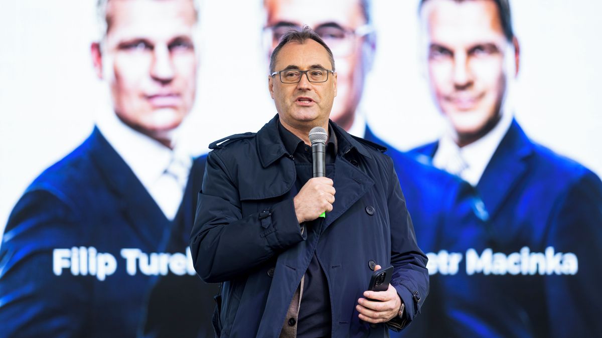Jsem poměrně znepokojený, říká Šťastný směrem k Turkovi
