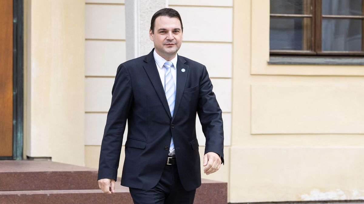 Motoristé řeší spory s prezidentem. Hlavní zbraní mohou být Pavlovy peníze