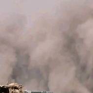 Místní obyvatelé, kteří se živí převážně pastevectvím, se nyní bojí, že jim začne hynout dobytek, protože pastviny zasypal popel.