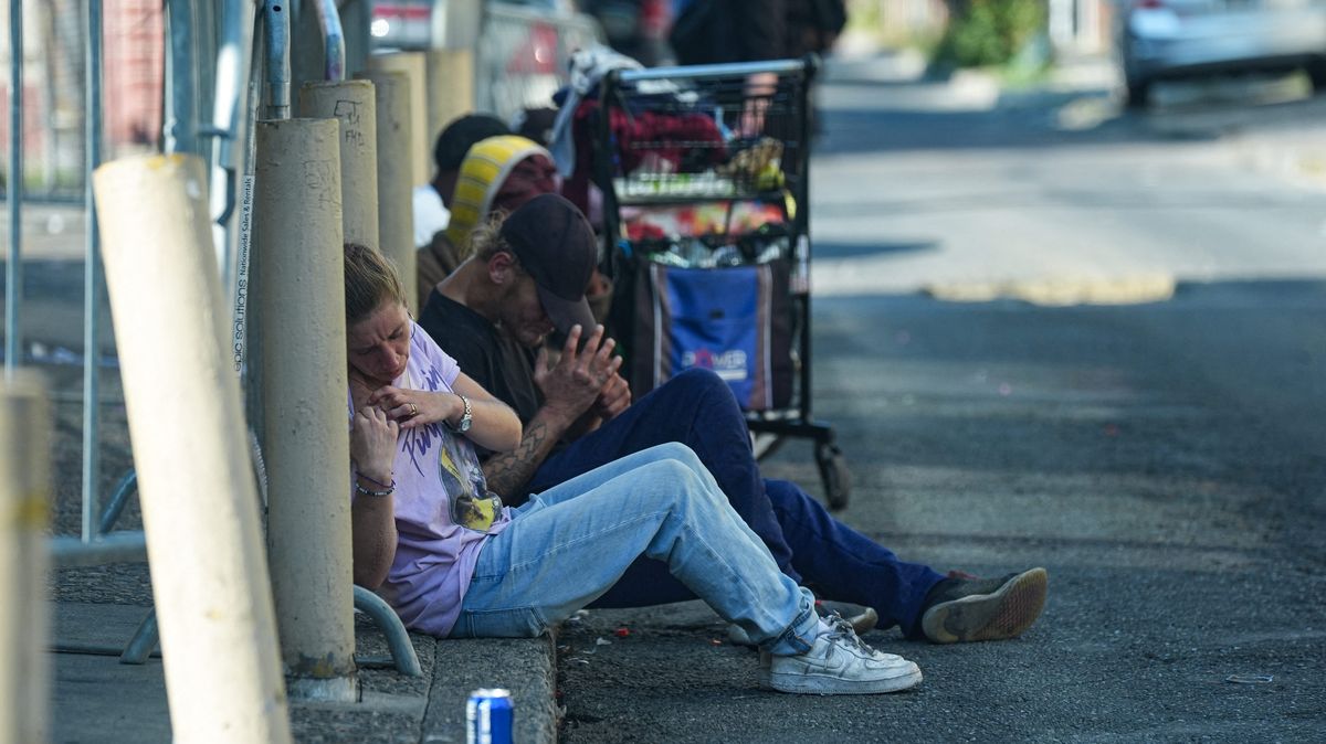 Fronty na opiát. Americký venkov zamořil fentanyl, proto jde Trump do války