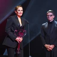 Herečka Monika Absolonová převzala Cenu Thálie za mimořádný jevištní výkon za roli Judy Garland v inscenaci muzikálu Judy uvedené ve Studiu DVA divadlo. Cenu předal Ondřej Gregor Brzobohatý.