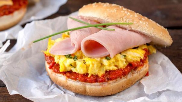 Blíží se zákaz „věčných chemikálií“. Některé zboží kvůli němu zdraží