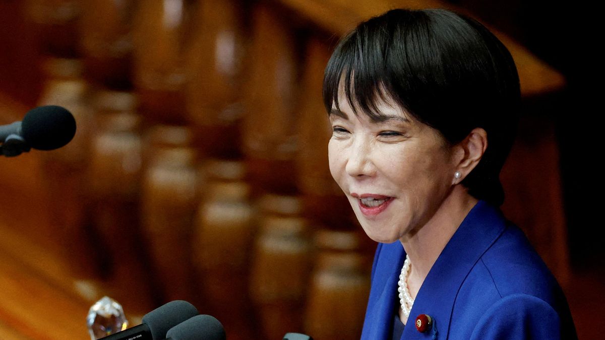 Konzul hrozil podříznutím. Spor Pekingu a Tokia o tom, co bude, až začne válka