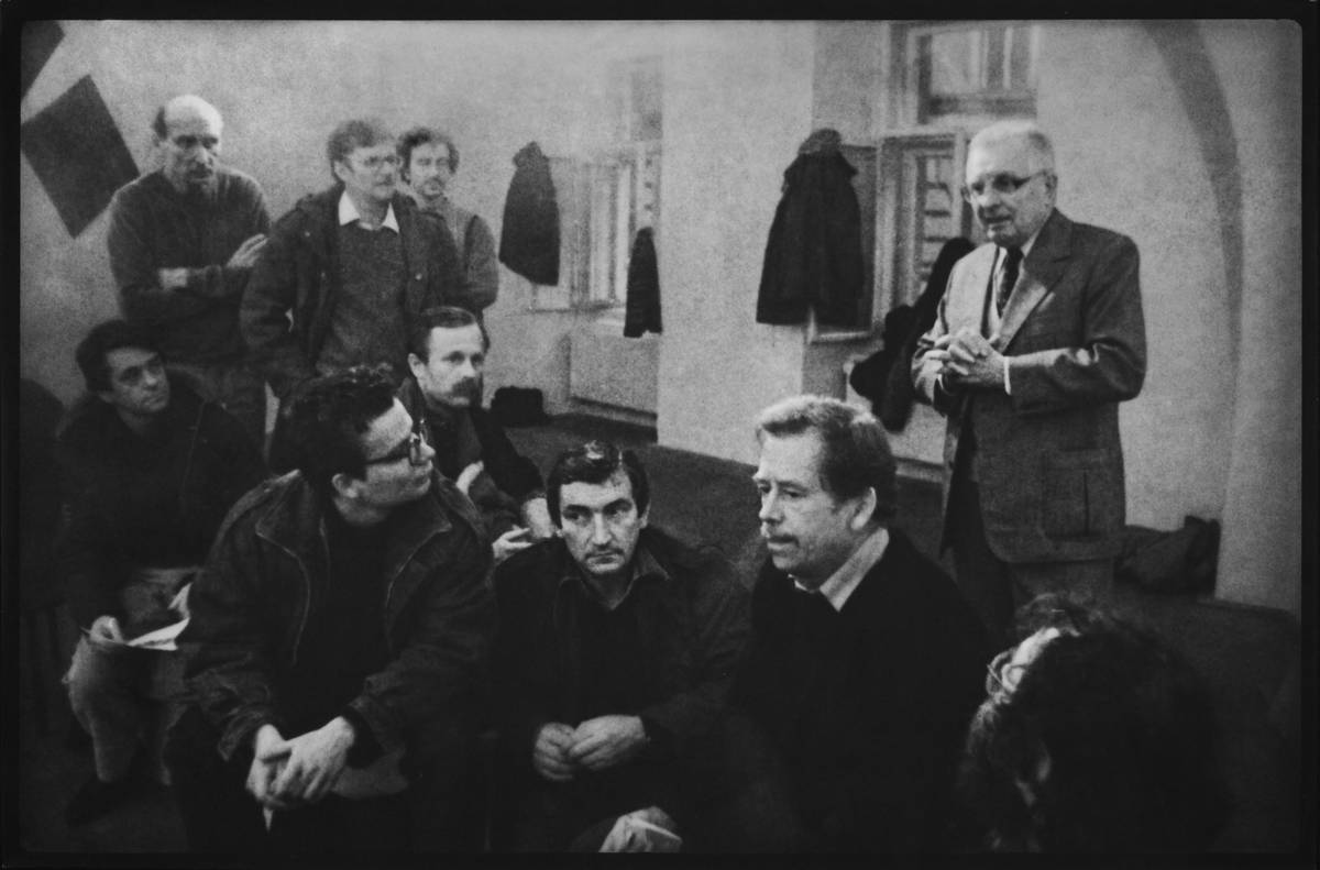 Václav Havel během listopadu.
