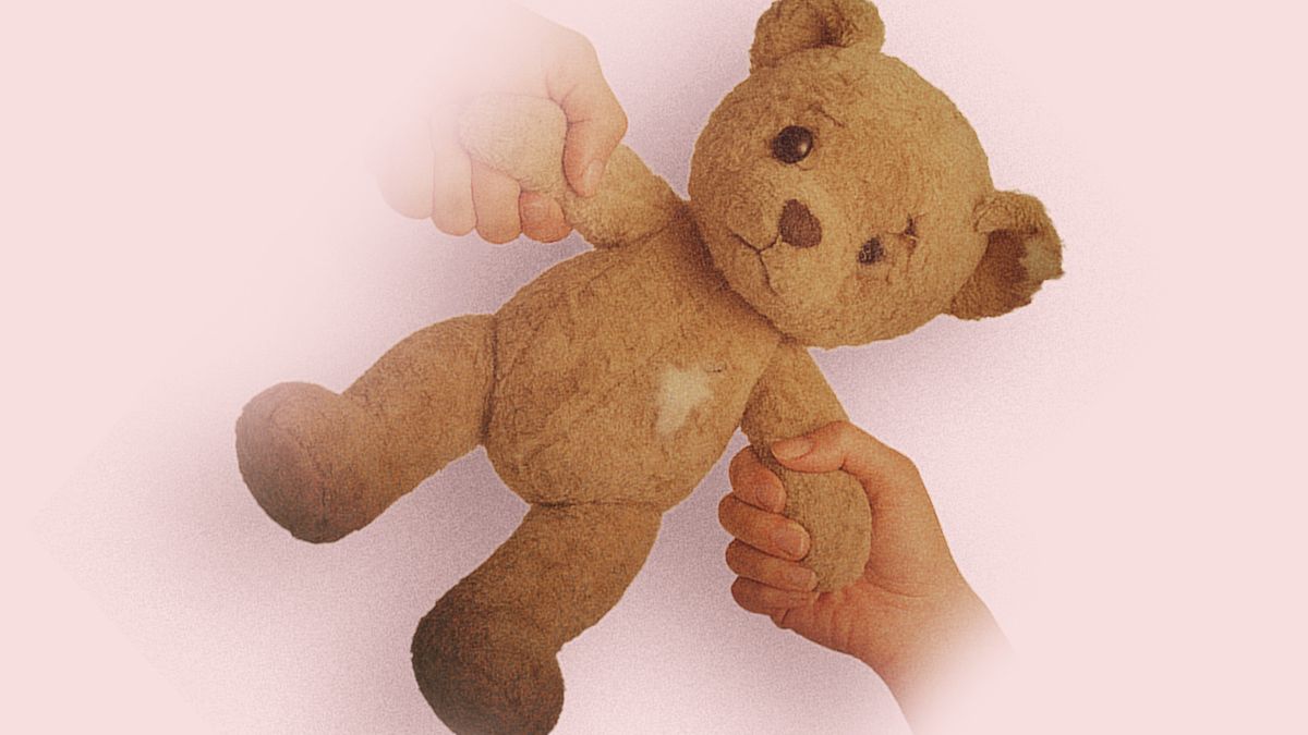 Dítě obětí sporu rodičů: Kde stát selhal v ochraně malého Bertíka?