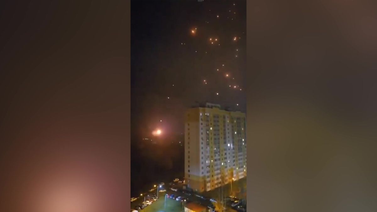 Rusko hlásí 130 sestřelených ukrajinských dronů, Ukrajina 102 ruských