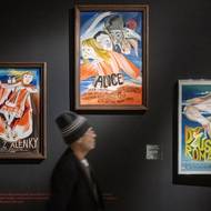 či plakáty, k filmům, které žena a umělecká partnerka světově uznávaného režiséra a animátora Jana Švankmajera vytvořila.