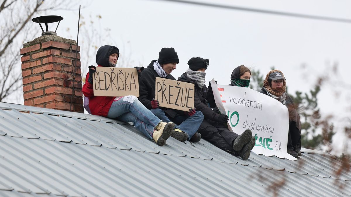 Hájí ji i prezident, přesto má osada Bedřiška zmizet. Komu vadí a proč?