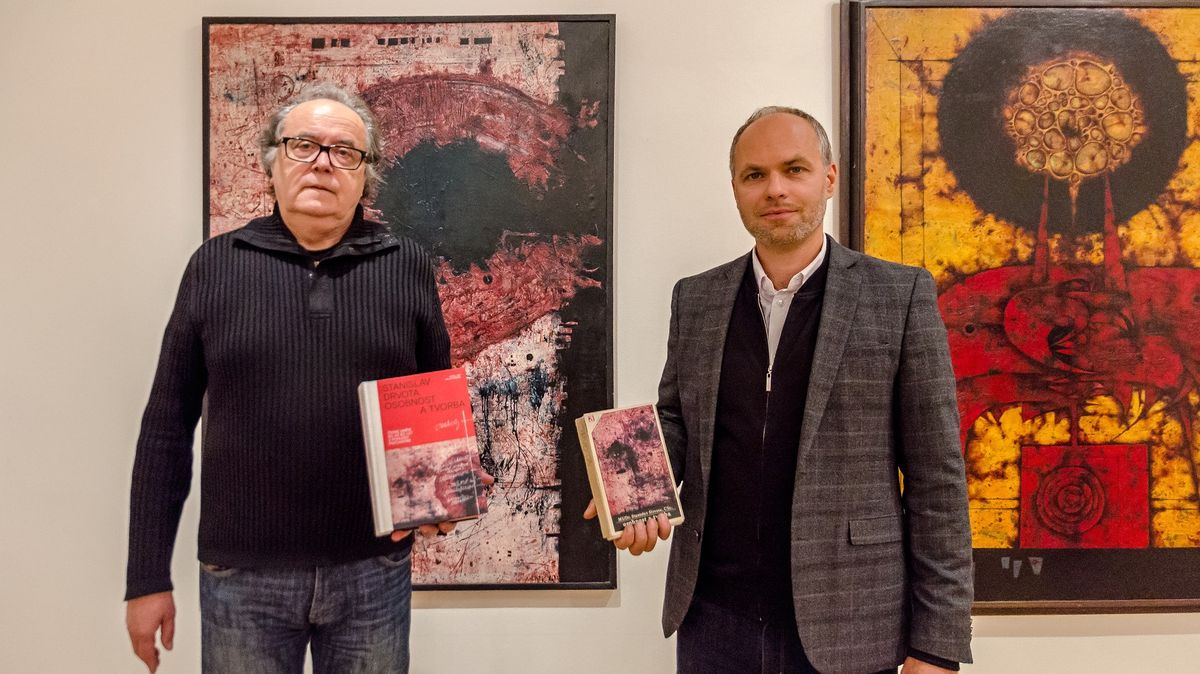 Výstava jako detektivka. Umělce musíte poznat podle rozboru od psychiatra