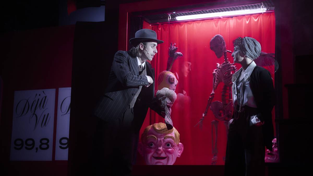 Na fotografii z inscenace Zlaté město, kterou minulý týden uvedlo Divadlo v Dlouhé, jsou Pavel Neškudla a Magdalena Zimová.