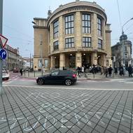 Nápis před budovou Univerzity Komenského hlásí, že se premiér Fico bojí studentů. Kořeny celého protestu sahají do Popradu. Minulý týden měl na tamním gymnáziu se studenty debatovat premiér.