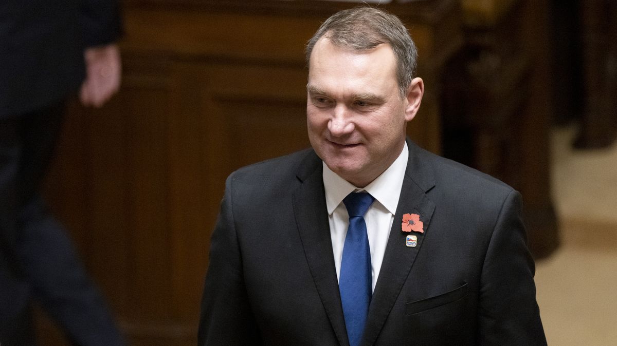 Utajený kupec. Fiala z SPD si nyní „vzpomněl“ na dluh ve výši 28 milionů