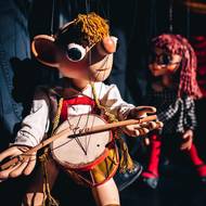 Hurvínek a král Blecha.