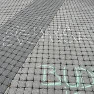 S odkazem na sametovou revoluci – slovensky něžnou – se uchytil i název „něžná křídová“. Na sítích se píše i o „křídové listopadové vlně“.