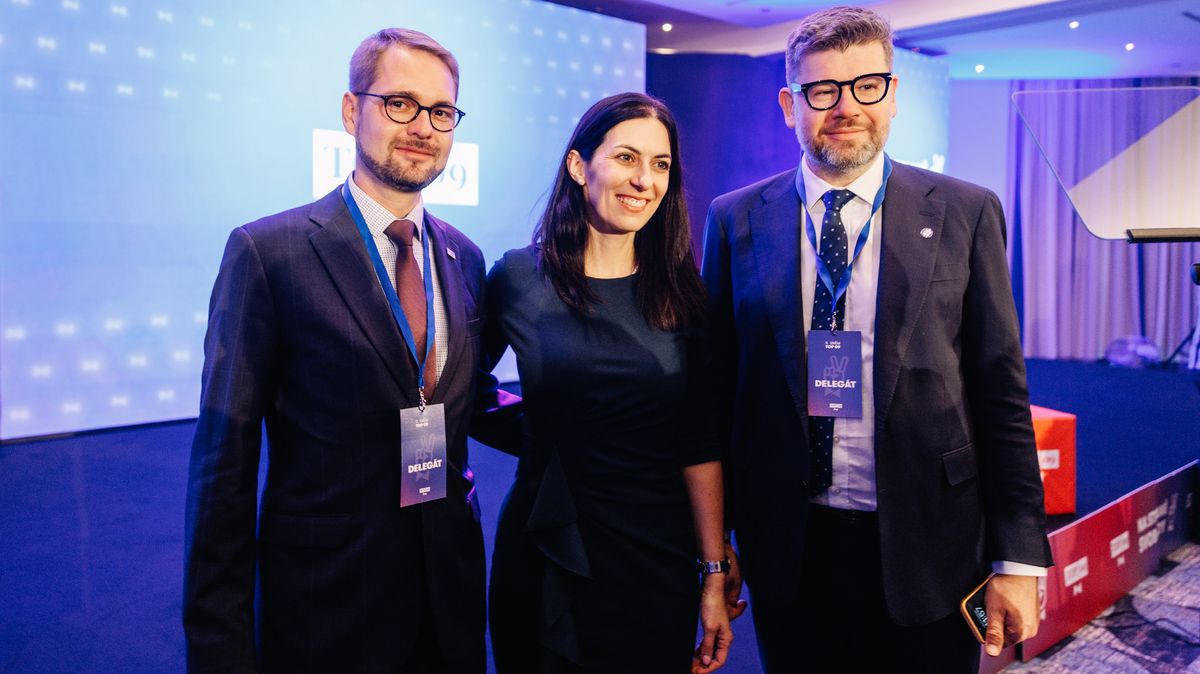 TOP 09 našla nové vedení. Bude mít roli i zakladatel Kalousek?