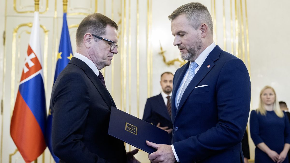 Slovenský prezident přijal demisi vicepremiéra, který rezignoval v kauze dotací
