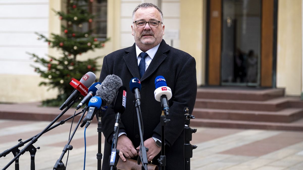 Jediný ve vládě bez titulu. „Vzdělání mi nikdy nechybělo,“ říká Bednárik