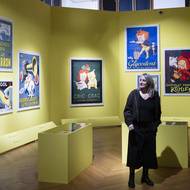 Nová výstava Uměleckoprůmyslového musea v Praze ukazuje, jak vypadaly francouzské reklamní plakáty mezi dvěma světovými válkami.