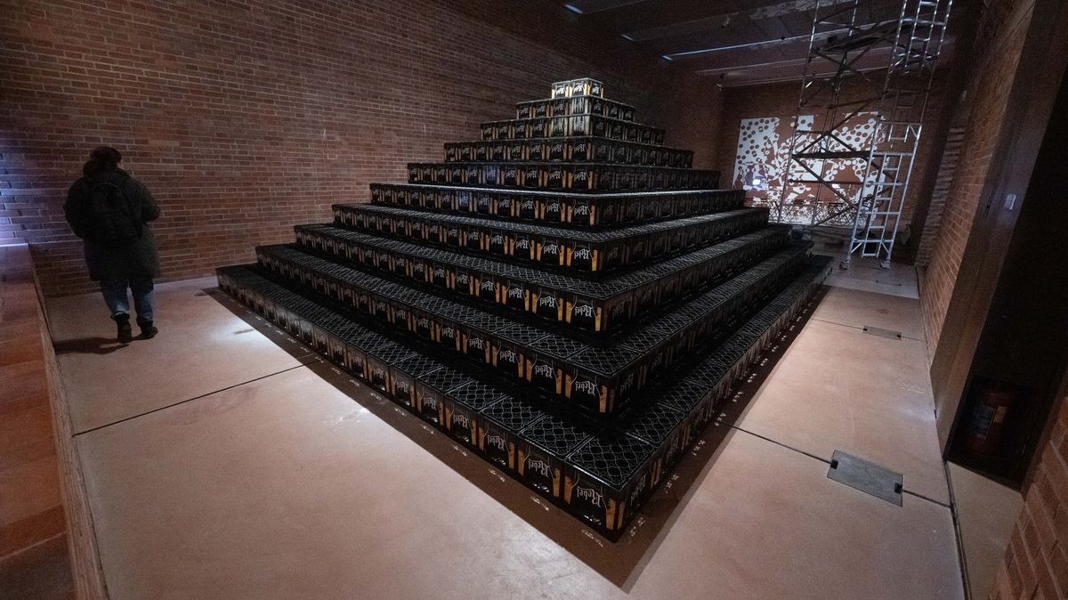 Poezie není jen text na papíře, ukazuje výstava