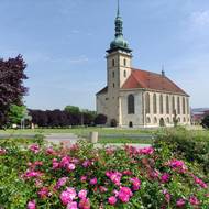 Kostel Nanebevzetí Panny Marie v Mostě.