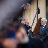 Letos Pavel zvolil terasu Jízdárny. Každý rok coby „outdoorový prezident“ volí jiné místo v hradním areálu pro svůj novoroční projev. 