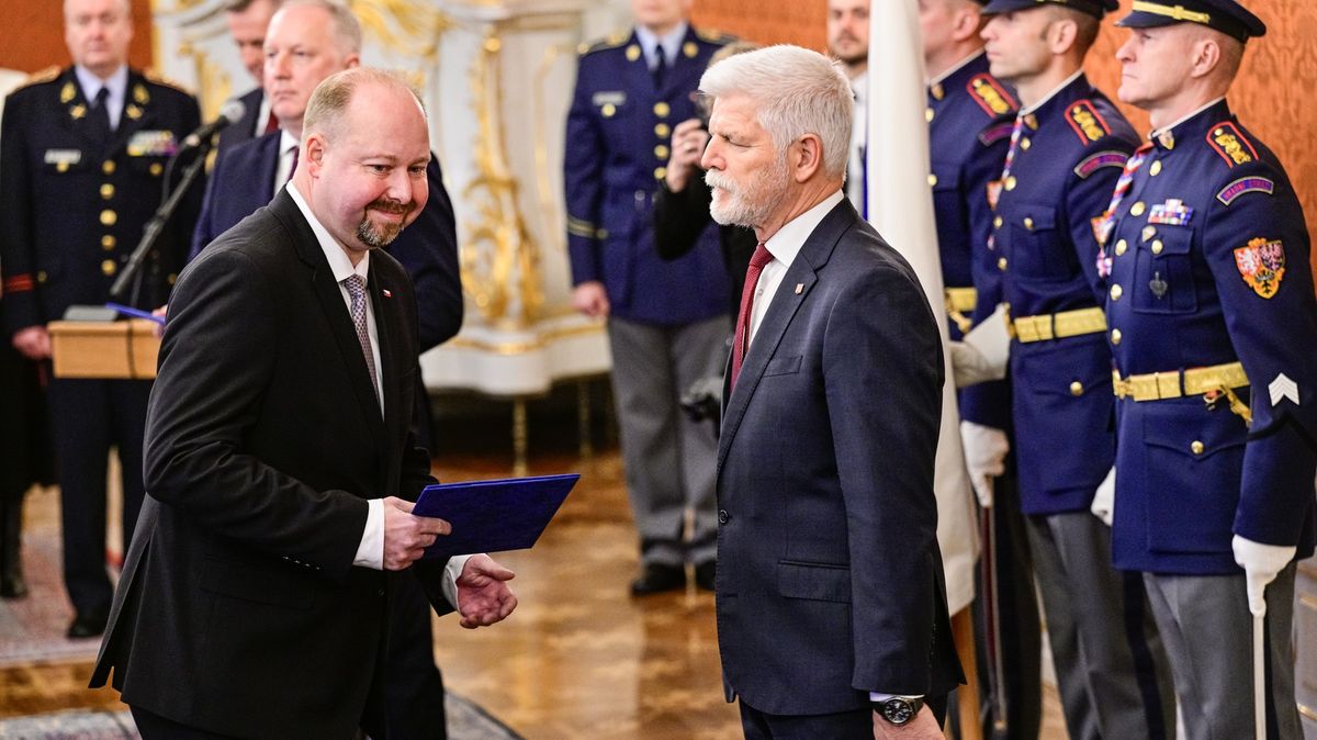 Z ČSSD až na ministra ANO. Proč dal Babiš přednost Tejcovi před svými lidmi