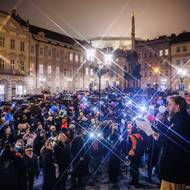 Hlavní část shromáždění se konala na pražském Hradčanském náměstí.