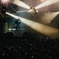 V pražské O2 areně tento čtvrtek vystoupil Till Lindemann.