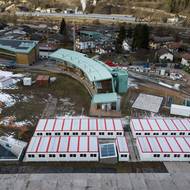 Celý komplex prošel rozsáhlou rekonstrukcí a bude v budoucnu nadále využíván. Proto je část zázemí pro sportovce umístěna v buňkách. Po olympiádě se odvezou, protože areál není za normálního provozu určen pro tolik sportovců.