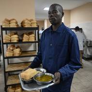 Vytrvalostní běžec, který začal běhat ve 14 letech a nyní je mu přes 30, řekl, že nechce mluvit o svém pobytu na frontě – o zážitku, který mu podle jeho slov způsobuje noční můry.