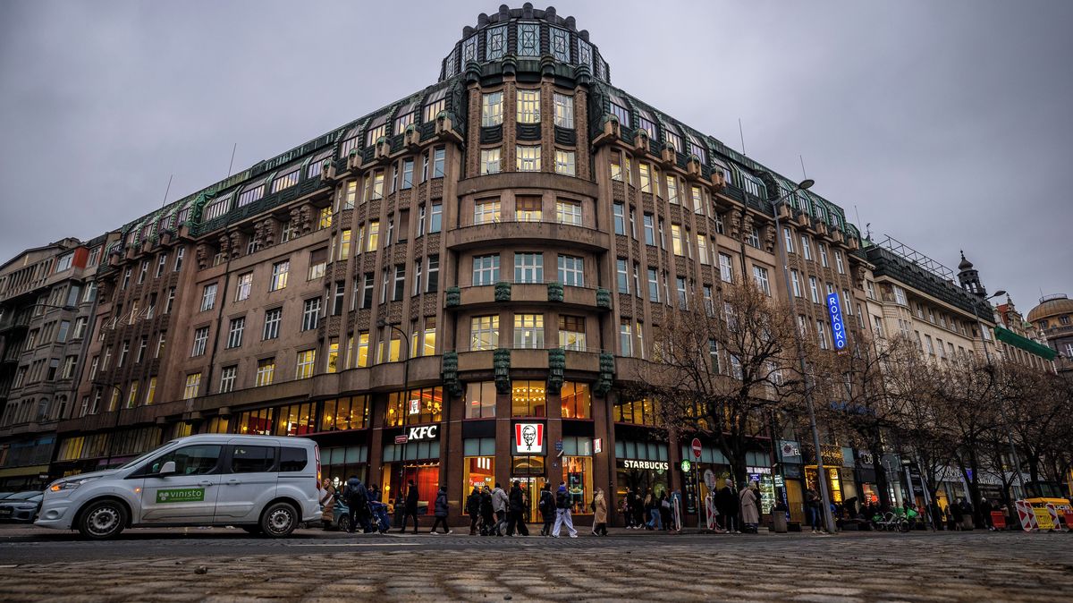 Koh-i-noor koupil secesní dům na Václavském náměstí