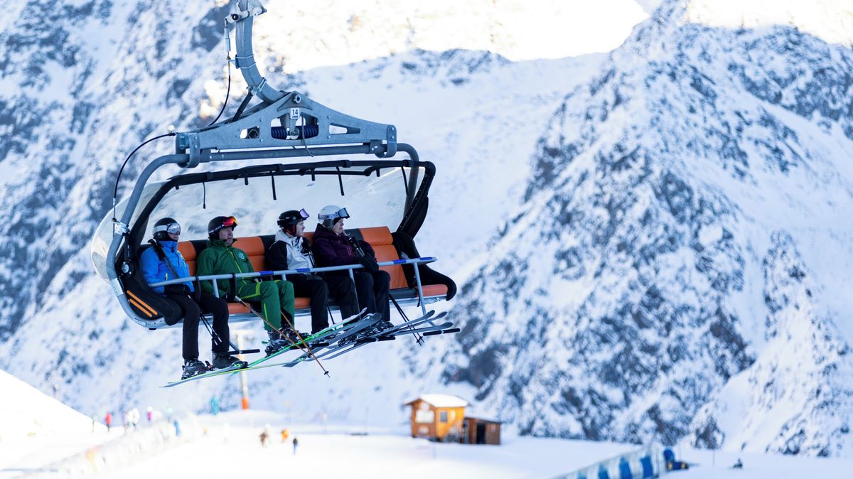 Lyžařská turistika bude brzy jen pro bohatší, míní rakouský expert na klima