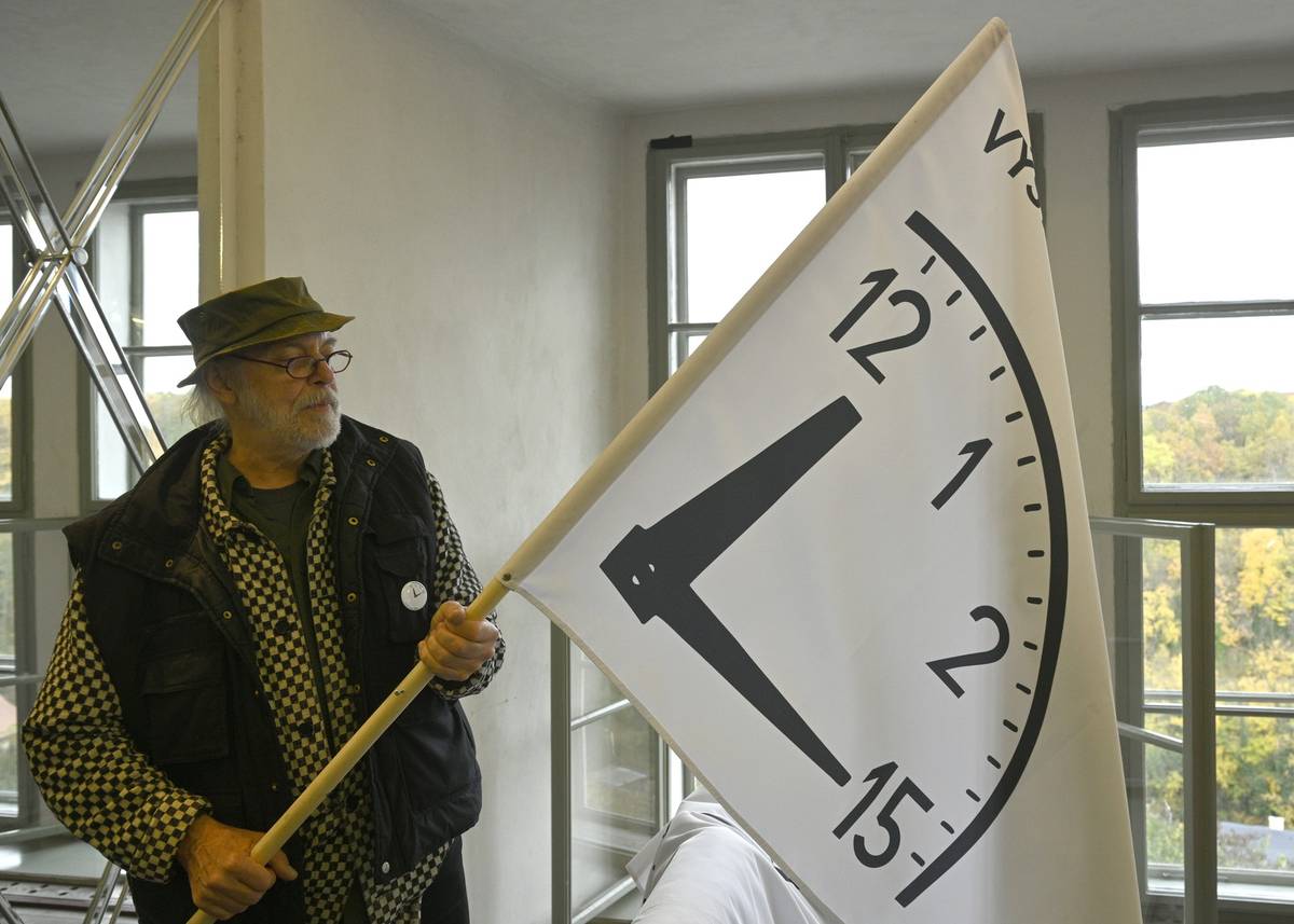 Sedm desítek děl členů skupiny 12/15 Pozdě, ale přece. k nimž patřil také Ivan Kafka (na fotografii), představuje nová výstava Galerie Středočeského kraje v Kutné Hoře.