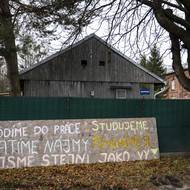 „Chodíme do práce, platíme nájmy.“