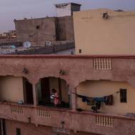 Diallo řekl, že „policejní zásahy začaly po ramadánu koncem března tohoto roku. Nyní už žádné lodě neodplouvají a mnoho lidí, které zná, bylo zadrženo a posláno zpět do Mali.“