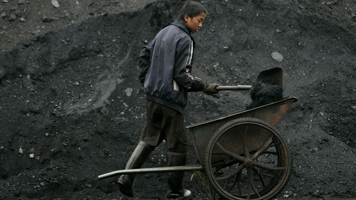 Čínský zelenočerný paradox. Roste spotřeba uhlí i výroba čisté energie