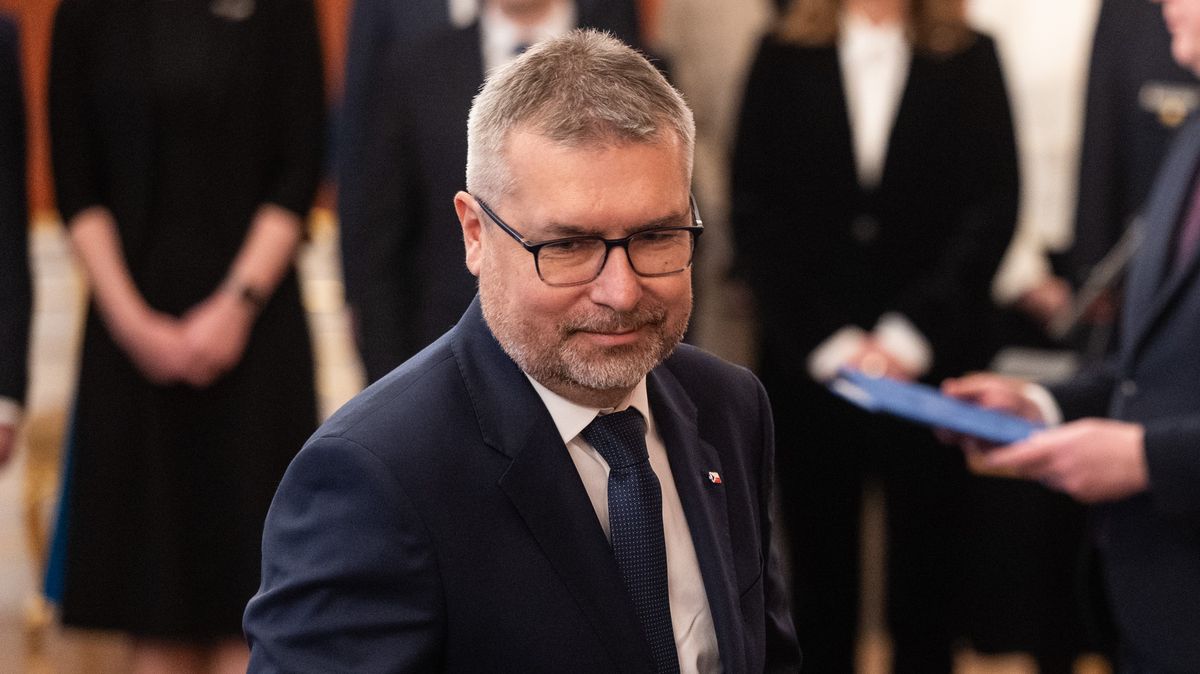 Ministr je podle rejstříku pořád lobbistou Agrofertu