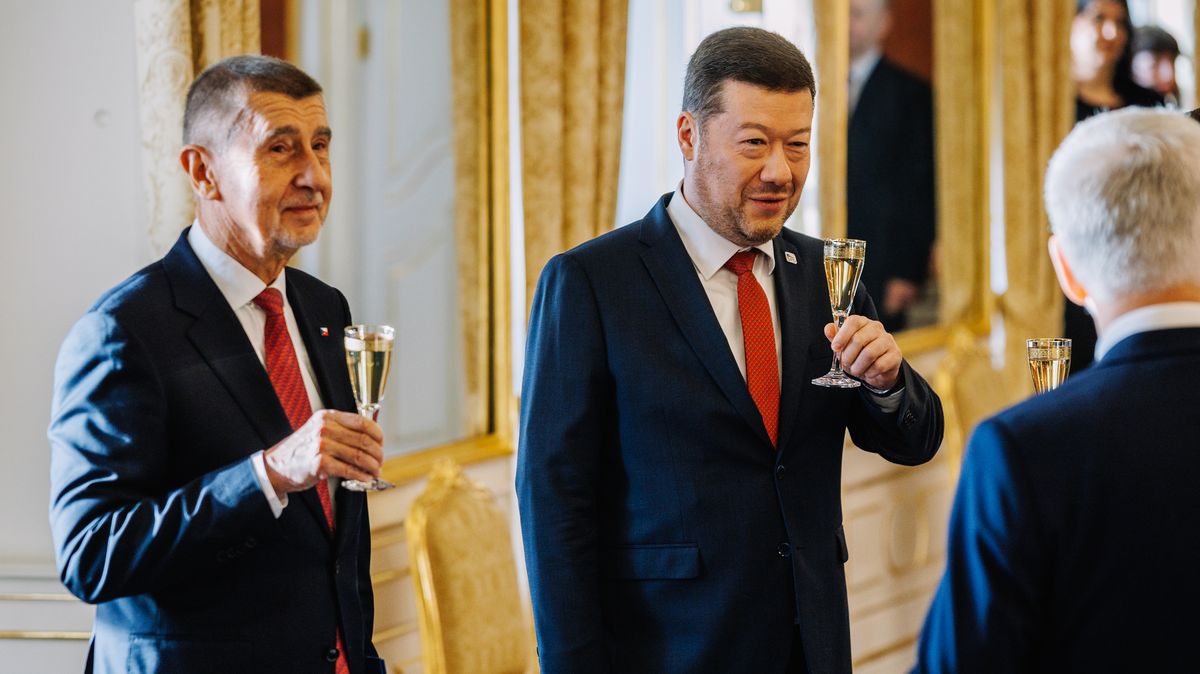 Co je opozice ochotná udělat pro odvolání Okamury