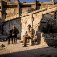 Pád Asadovy diktatury a nástup vlády islamistického hnutí Haját Tahrír aš-Šám v Sýrii. Z uprchlického tábora Jarmúk u Damašku zůstaly po syrské občanské válce trosky. I místní Palestinci doplatili na odpor vůči diktátorovi Bašáru Asadovi. (13. ledna)