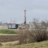 Na severní trase rychle přibývá nové těleso dálnice D35.