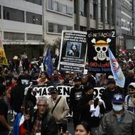 Navzdory početnosti mají mladí lidé v těchto zemích pocit, že jejich vliv na politiku je jen minimální. (Lima, 27. září)