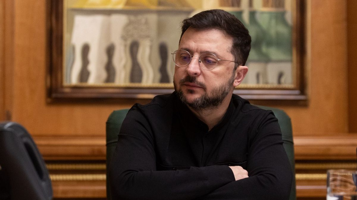 Kdo teď bude tahat za nitky. Zelenského nejužší kruh prochází zásadní proměnou