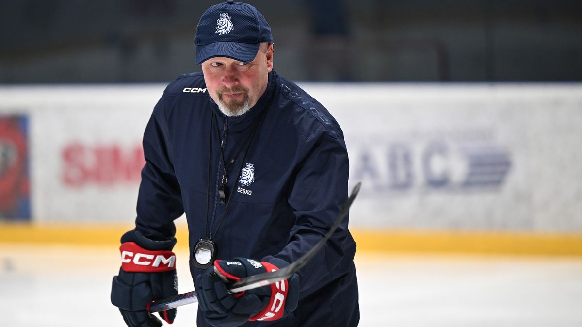 Rozlišuju lídry a hvězdy. Lídr je víc, říká před MS trenér dvacítky