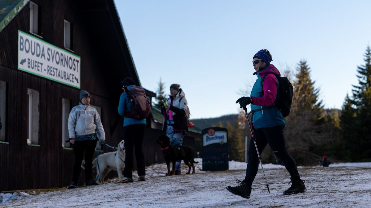 Hory v Česku zasype sníh, bude větrno a mrznout může i přes den