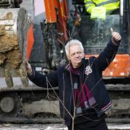 Najdou se i lidé, kteří s bouráním souhlasí.