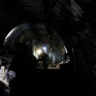 Poslední horníci ze směny výtah využijí 31. ledna 2026, kdy bude těžba ukončena. Pomyslný poslední vozík vyjede z dolu 4. února 2026.