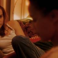 Ella Øverbøe jako Johanne a Selome Emnetu v roli Johanny.